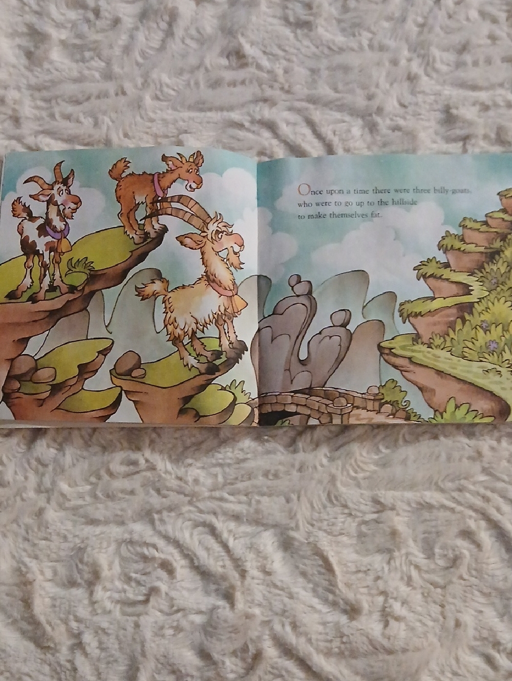 Childerns Book Bundle (4) - Picture 15 of 16